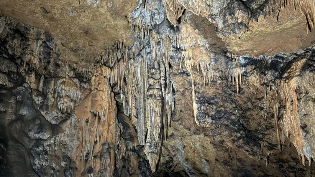 Mersin’in Doğa Harikası Bozyazı Çaltı Mağarası Turizme Açılmayı Bekliyor! 1